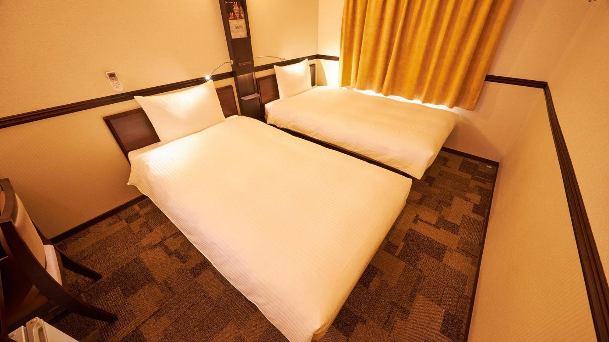 Toyoko Inn Kintetsu Yokkaichi Eki Kita Guchi Номер фото